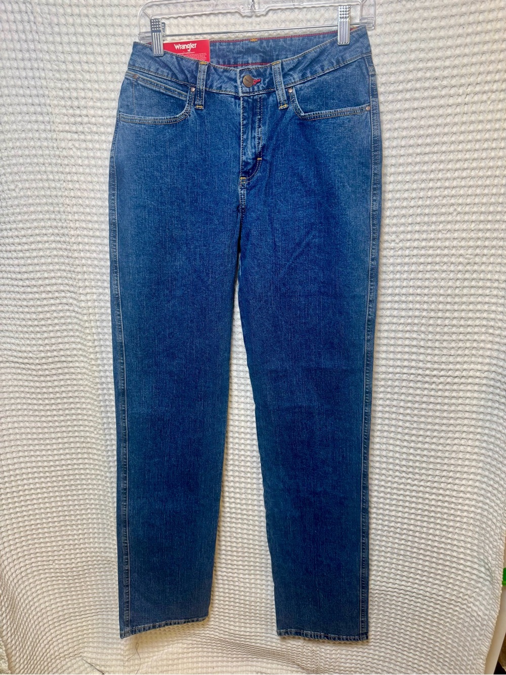 Wrangler Women’s High Waisted Stretch Tapered Jeans NWT 5x36 (Tall)